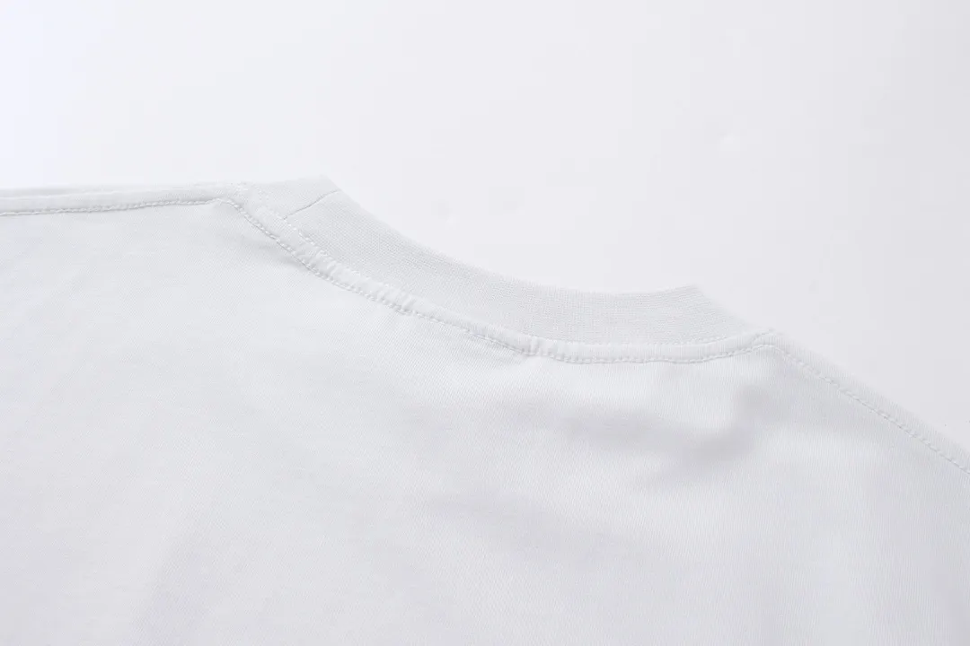 【 . Quality】BALENCI*GA/ .2024 .520 WI-FI T . . Authentic ， ！ ZP 。 260 ， . ， ，。 。 . ， 。 OS . Same Style ：BL 223368 :Black.Cream White Size：XS L
